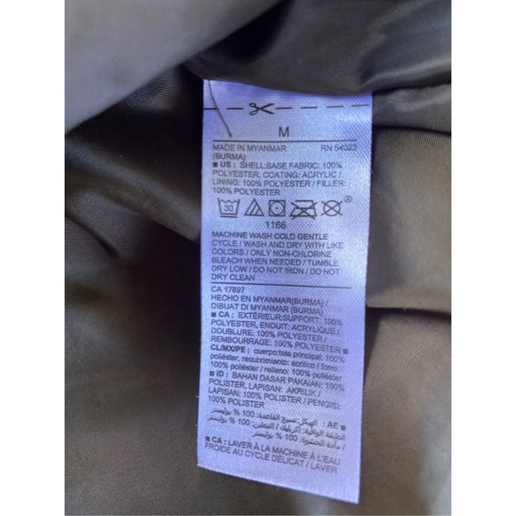 Old Navy SZ M Woman’s Olive Green Quilted Puffer Vest Jacket - Picture 10 of 11